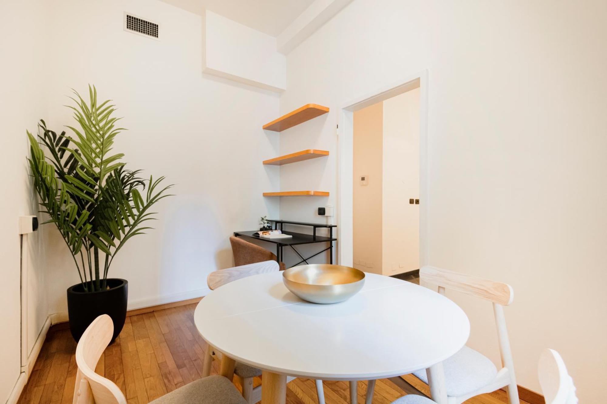Relstay - Montenapoleone Milan Bagian luar foto